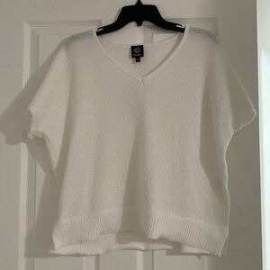 Bobeau white textured top NWT